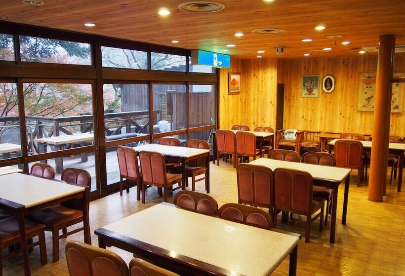 בית מלון כפרי Yokotei