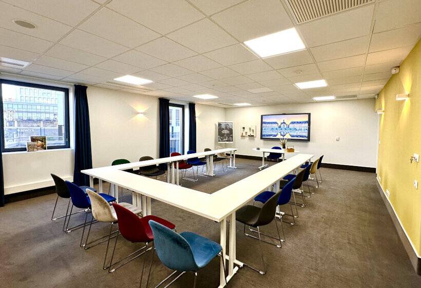 Radisson Hotel Bordeaux