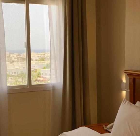 Al Murooj Hotel Apartments