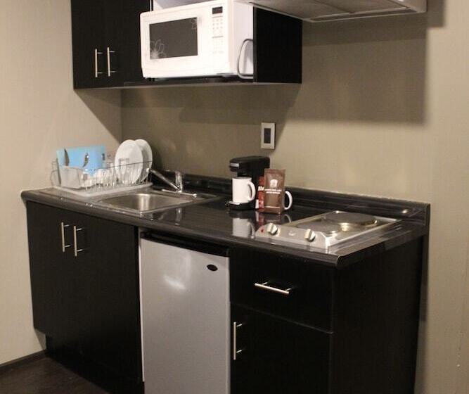 Elite 47 Hotel & Suites