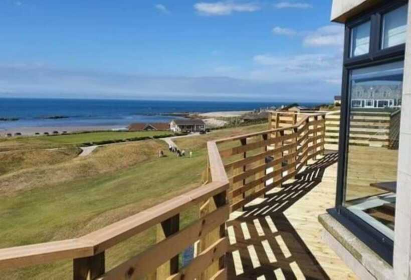 Golf View Hotel & Macintosh Restaurant