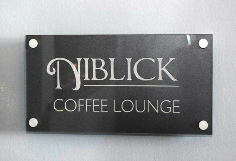 Golf View Hotel & Macintosh Restaurant