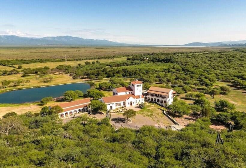 Guachipas Golf Hotel Boutique