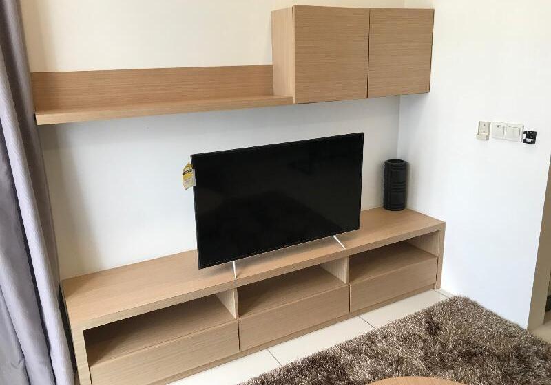 Отель 1tebrau Premium Suites By 12stay