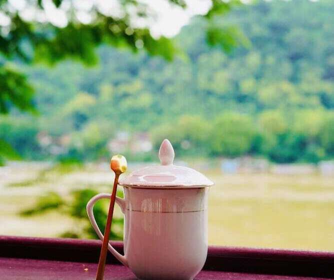 בית מלון כפרי Anisa Mekong Riverside Villa