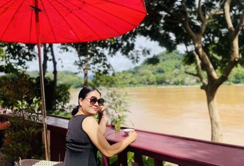 בית מלון כפרי Anisa Mekong Riverside Villa