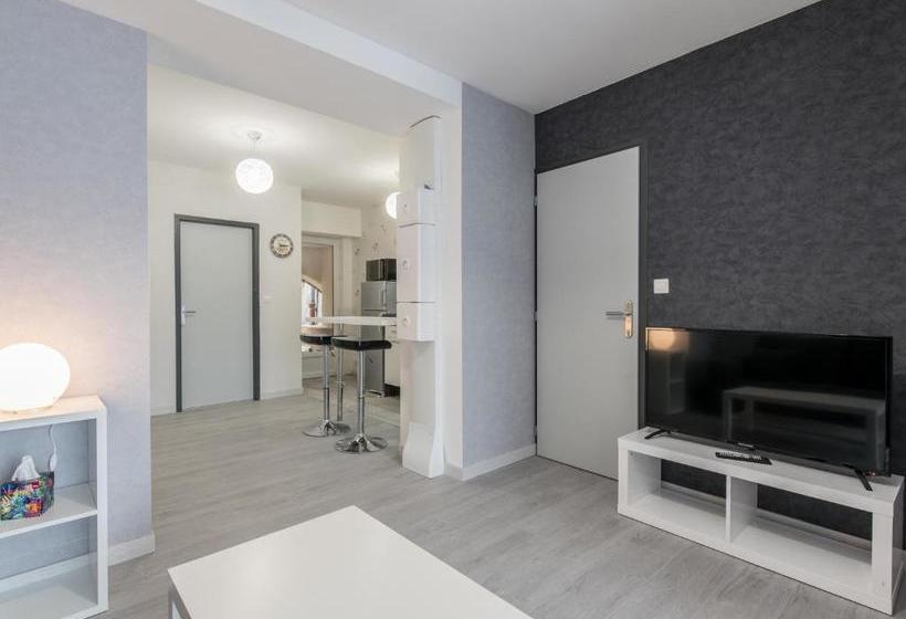 فندق Appart Hôtel Bourgoin