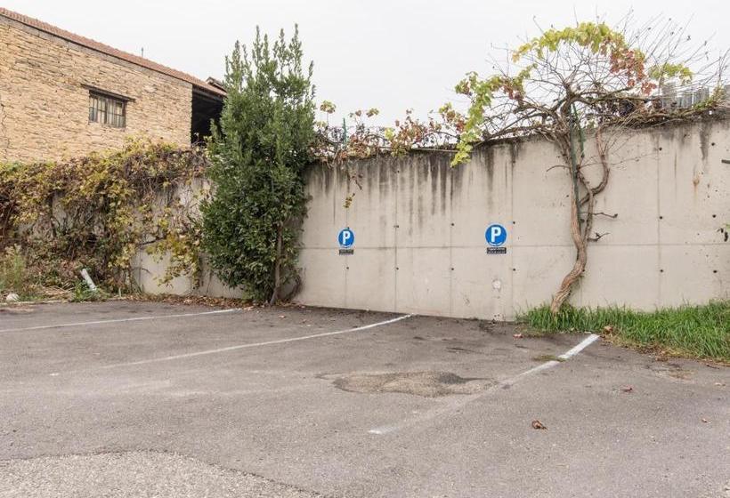 فندق Appart Hôtel Bourgoin