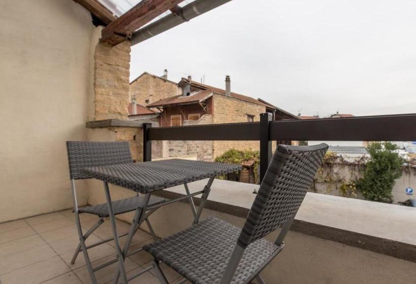 בית מלון כפרי Appart Hôtel Bourgoin