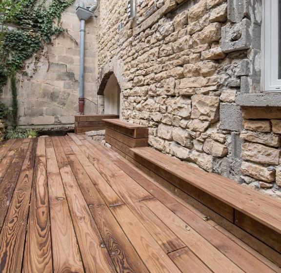 בית מלון כפרי Appart Hôtel Bourgoin