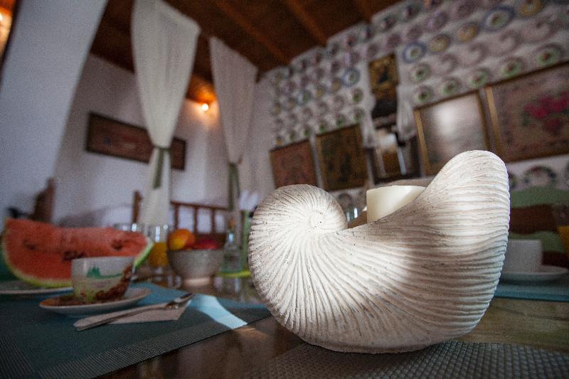 Отель Arch Villa