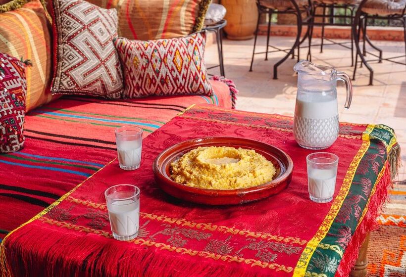 Отель Atlas Kasbah Lodge