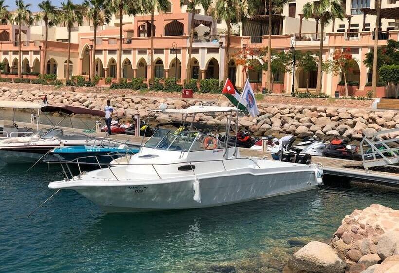 هتل Bait Alaqaba Resort And Dive Center