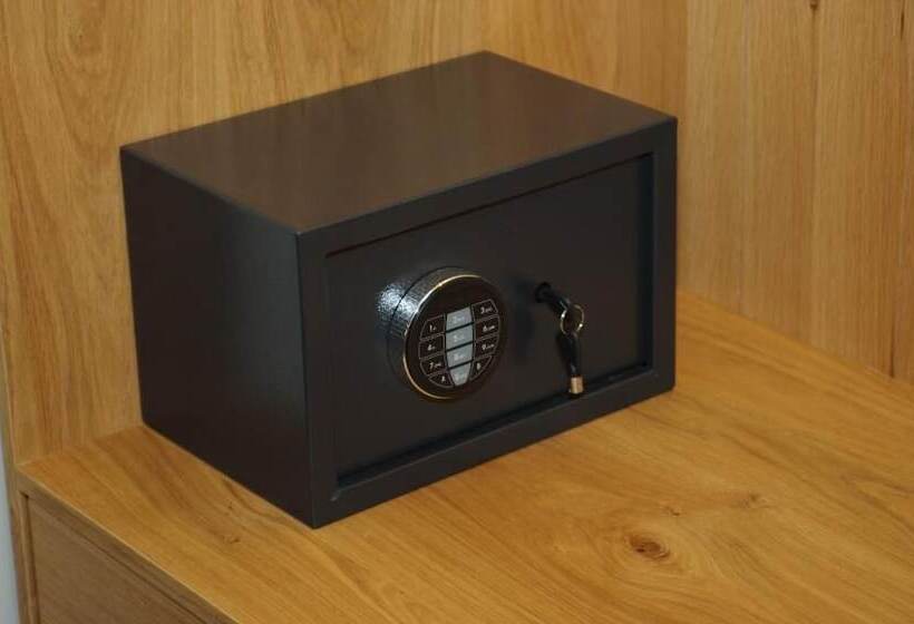 ホテル Bali Diamond By Checkin Adults Only