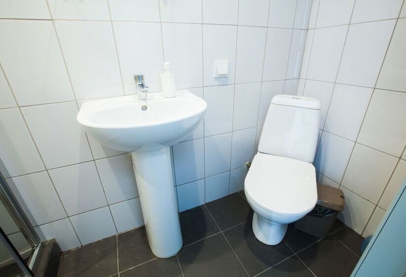 Buran Capsule Hotel Hostel