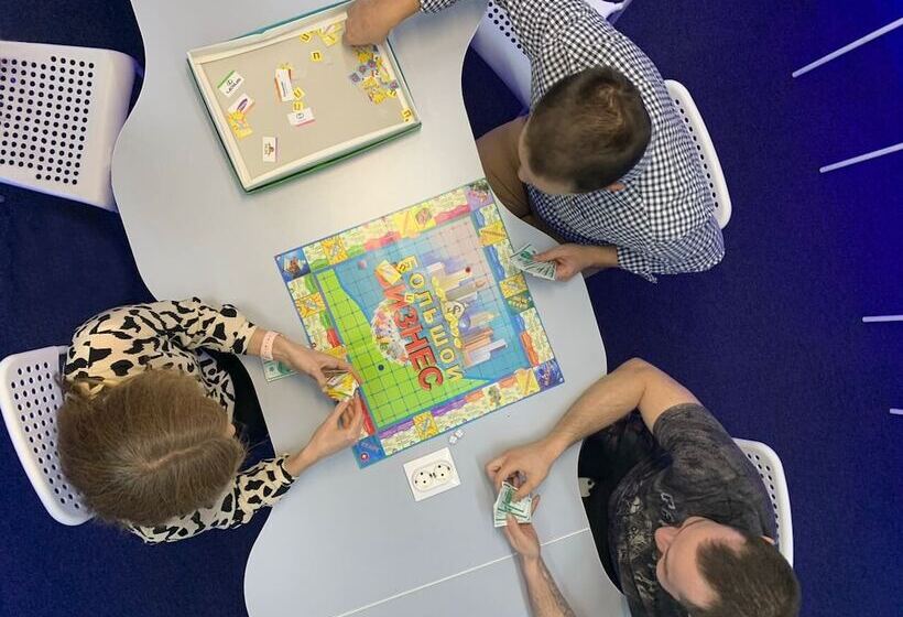 Buran Capsule Hotel Hostel