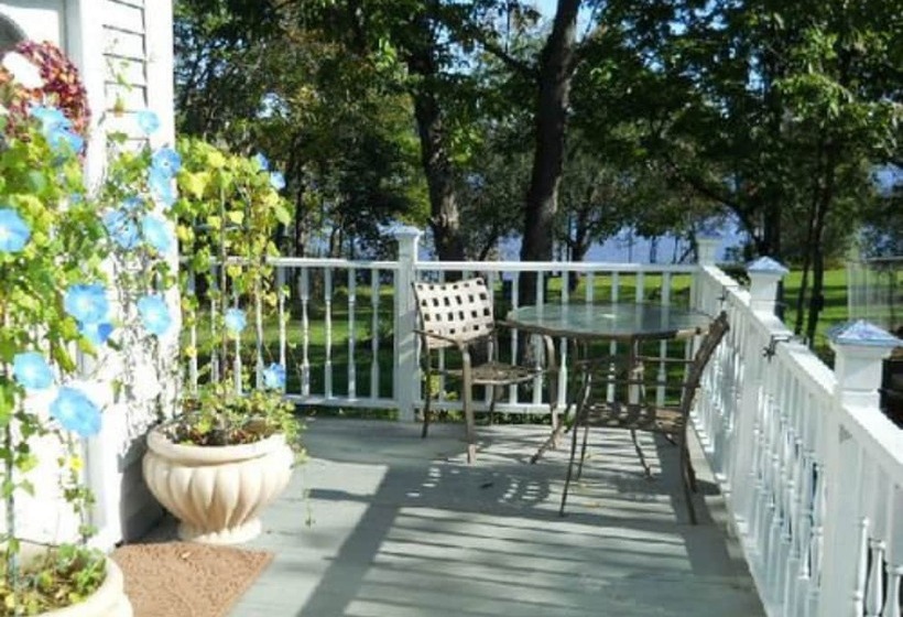 فندق Calais Crossing B&b