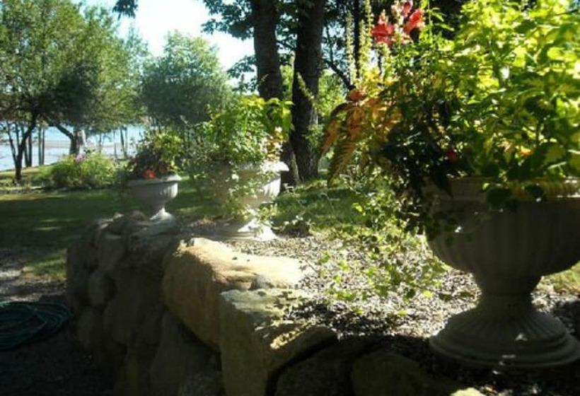 فندق Calais Crossing B&b