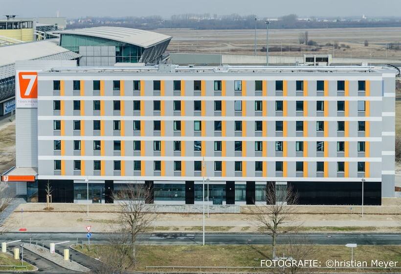 בית מלון כפרי Campanile Leipzighalle Airport