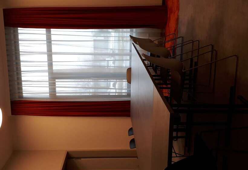 בית מלון כפרי Campanile Leipzighalle Airport