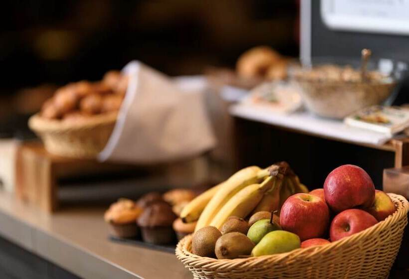 בית מלון כפרי Campanile Leipzighalle Airport