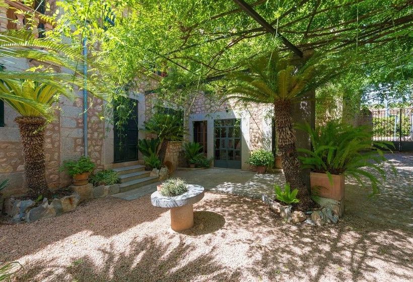 فندق Can Massana