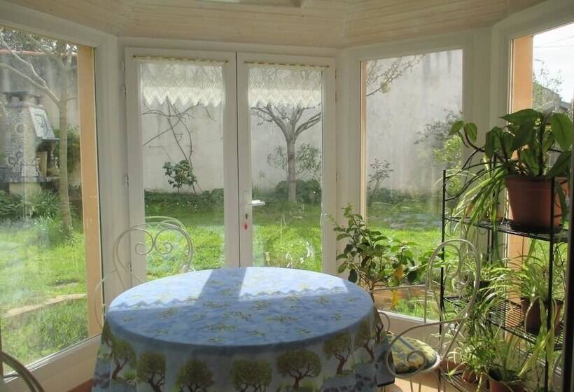 בית מלון כפרי Chez Mélody