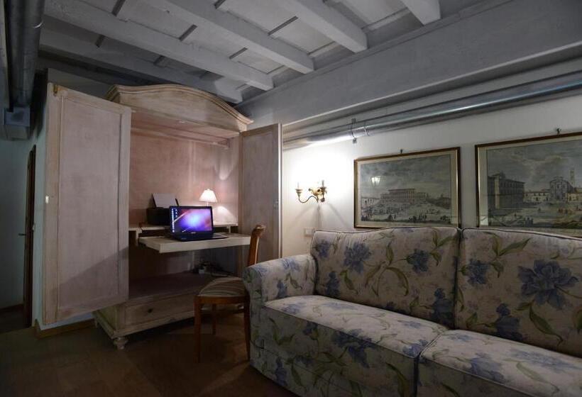 هتل Corte Dei Neri