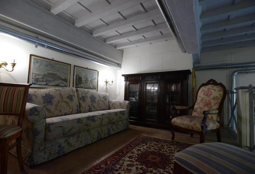 هتل Corte Dei Neri