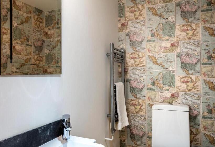 ホテル Dome House