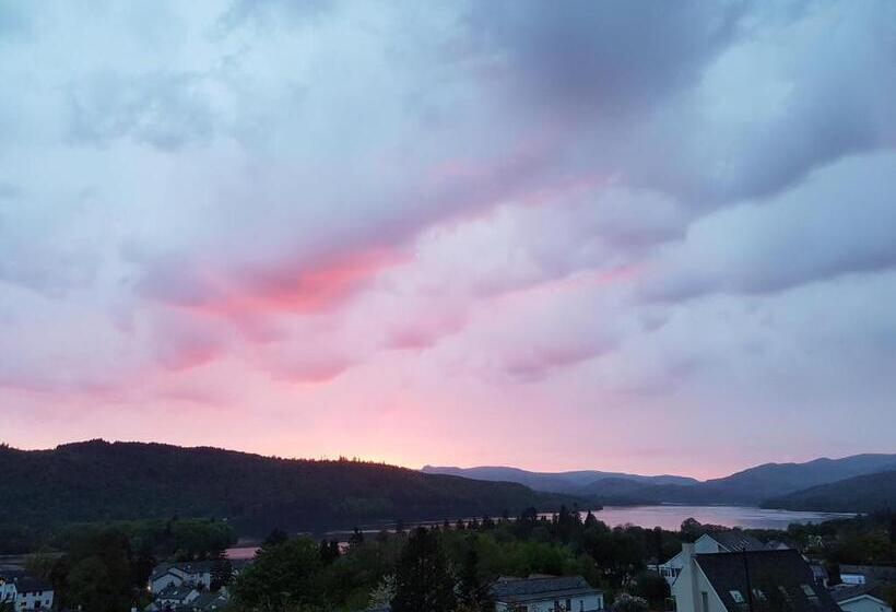 ホテル Dome House