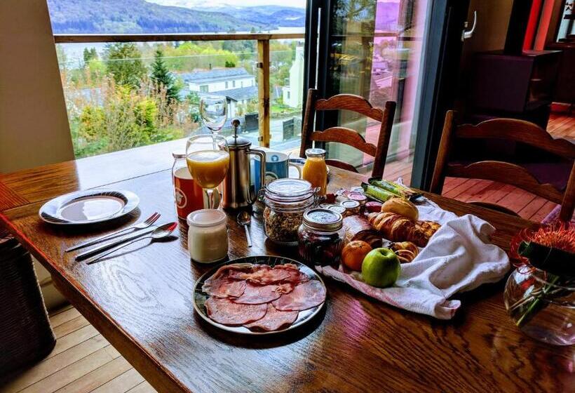 ホテル Dome House