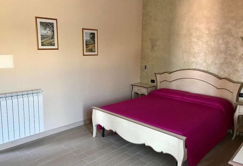 فندق Eleven Bed & Breakfast