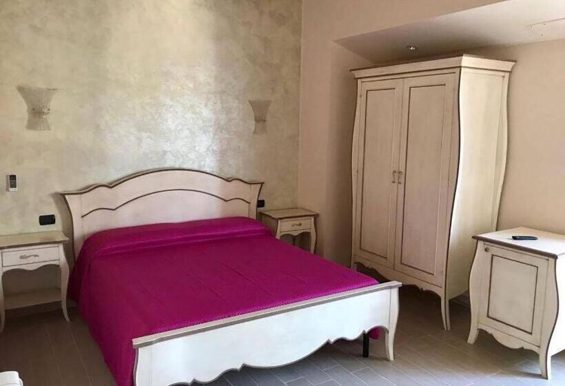 호텔 Eleven Bed & Breakfast