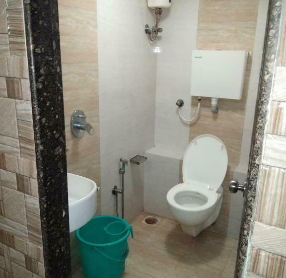 בית מלון כפרי Golden Dormitory   Hostel