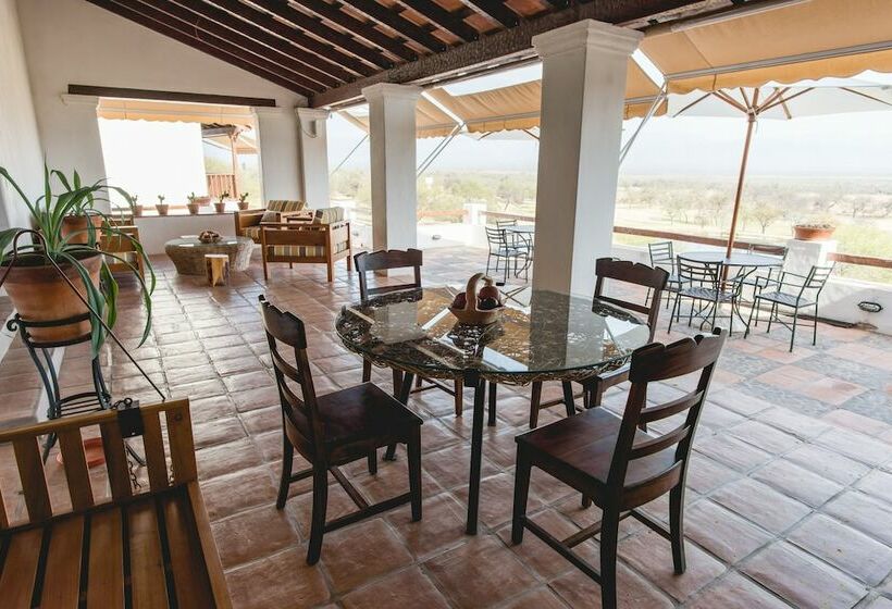 Guachipas Golf Hotel Boutique