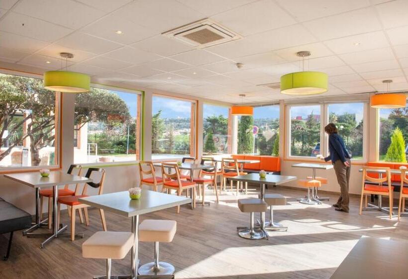فندق Ibis Budget Marseille Aeroport Provence