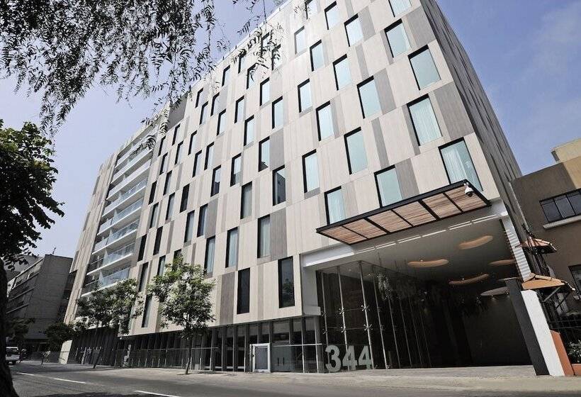 Отель Innside By Melia Lima Miraflores