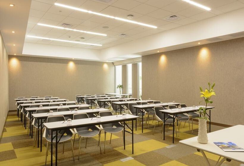 Отель Innside By Melia Lima Miraflores