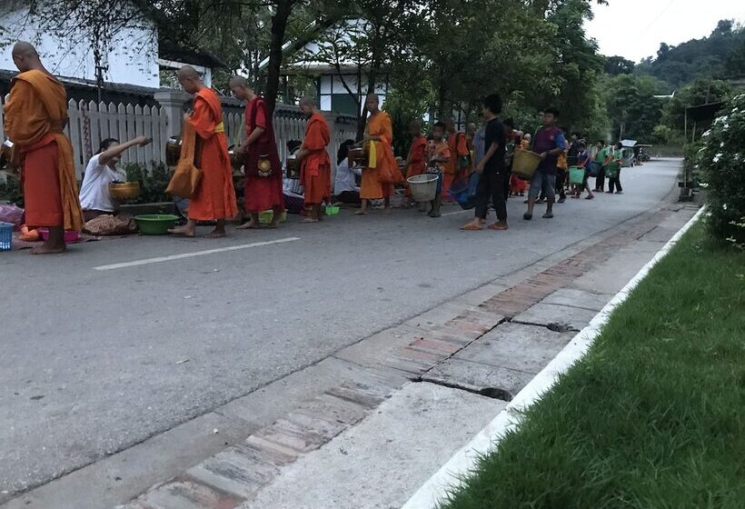 فندق Jasmine Luang Prabang