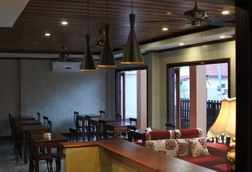 فندق Jasmine Luang Prabang