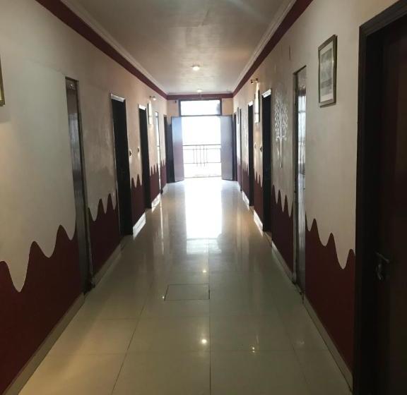 فندق Collection O 1088  Kamesh Hut