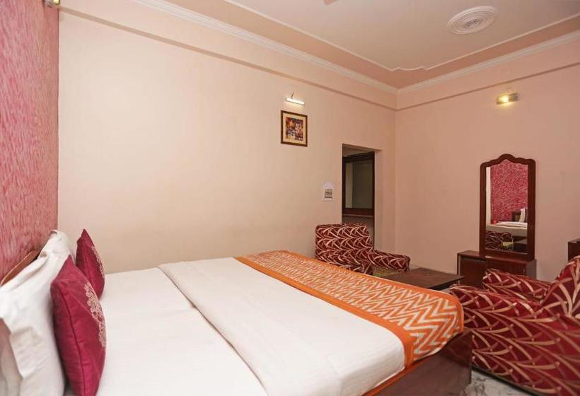 ホテル Collection O 1088  Kamesh Hut