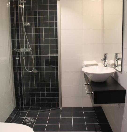 בית מלון כפרי L Rattvik