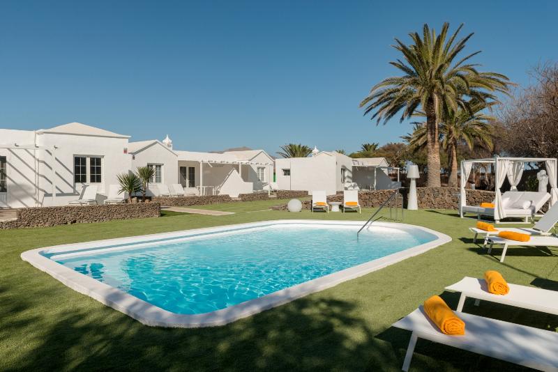 Villas Lanzasuites - Adults Only