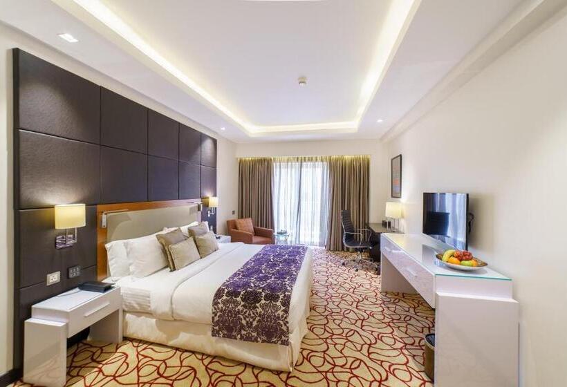 هتل Radisson Muscat Panorama