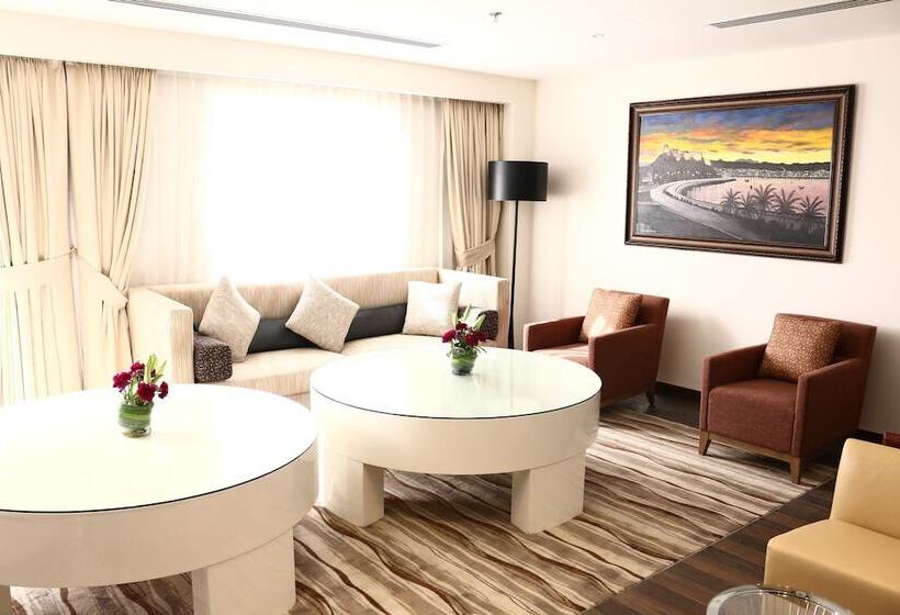 هتل Radisson Muscat Panorama