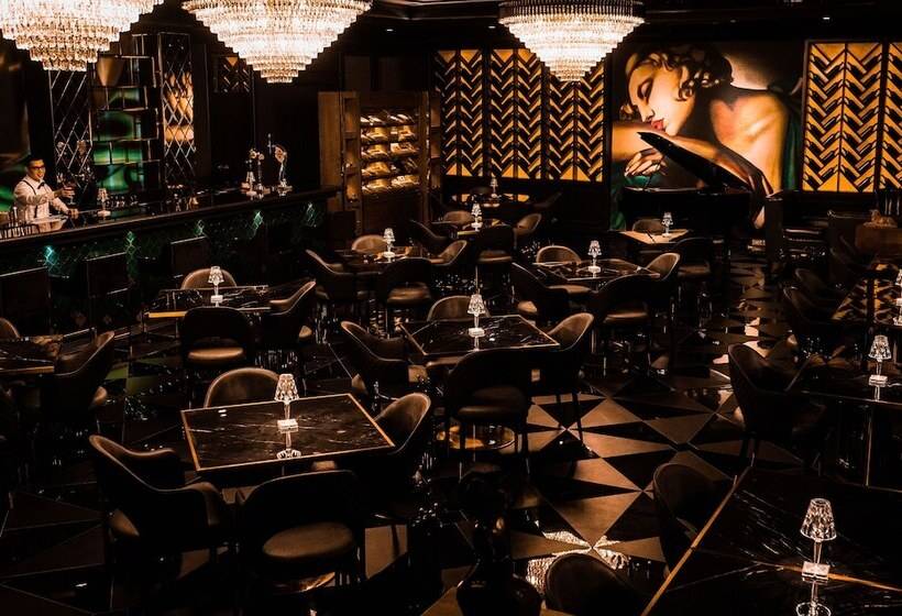 هتل Radisson Muscat Panorama