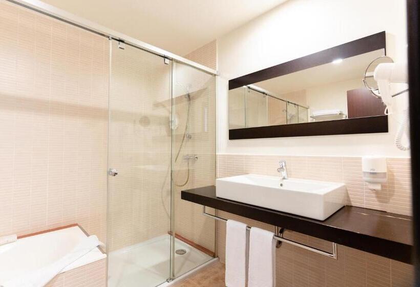 فندق Loar Ferreries