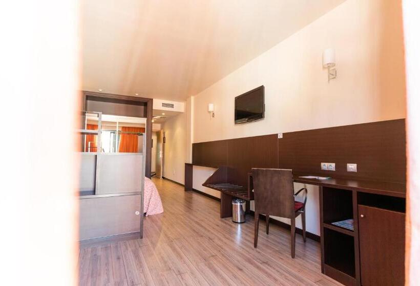 ホテル Loar Ferreries